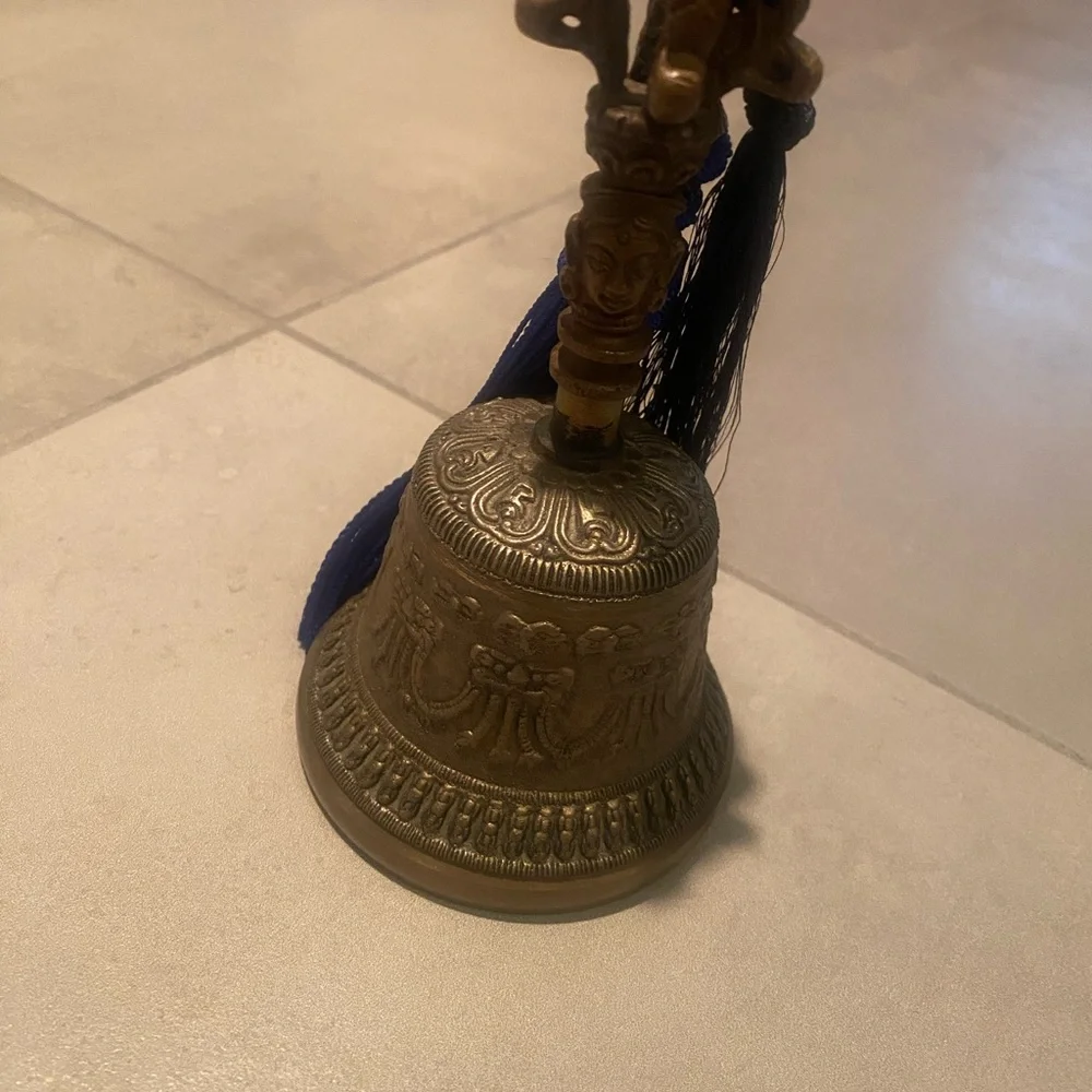 Tibetan brass meditation Bell - Picture 6 of 6